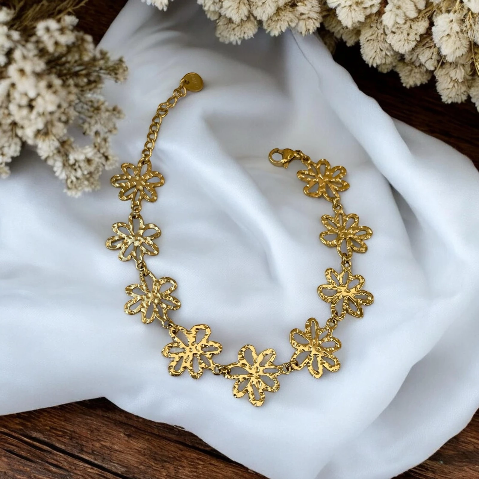 Pulsera Flores martilladas de acero inoxidable – photo 2